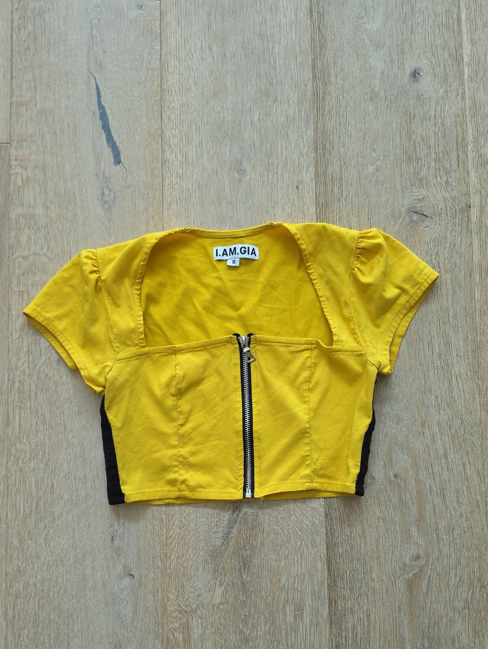 I.AM.GIA Uma Crop Top